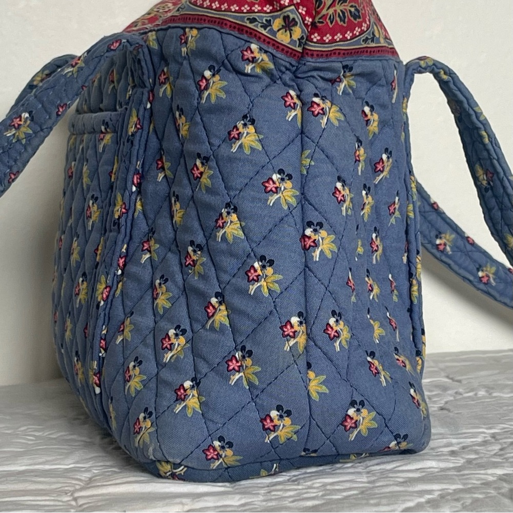 Vera Bradley Floral Quilted Blue Shoulder Bag - Picture 6 of 10